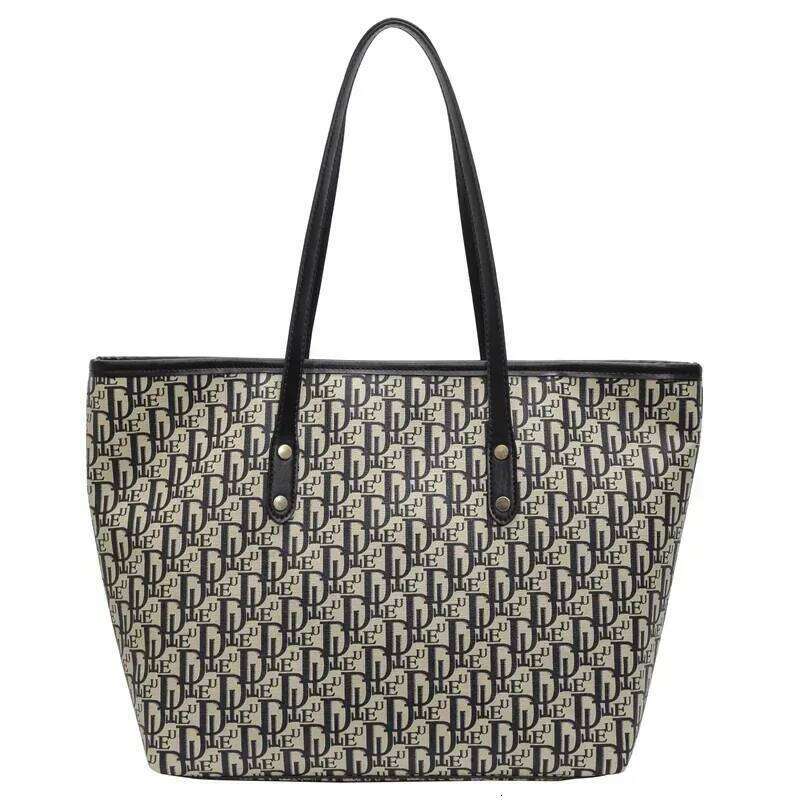 Designer Bag 2025 New Luxury Tote Bag Crossbody Bag Shoulder Bag Fashionable And High-Quality Versatile Handbag Large Capacity Bag For Going Out On Th