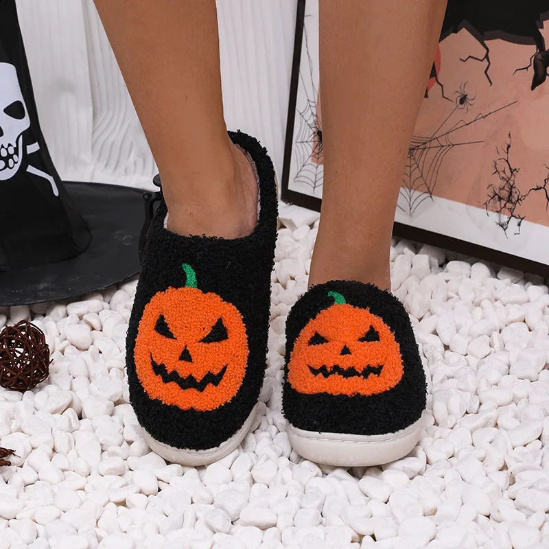 Cozy Halloween Pumpkin Slippers Women Soft Plush Non Slip Indoor Cotton Slides Woman Keep Warm Comfortable Winter House Slippers 250815
