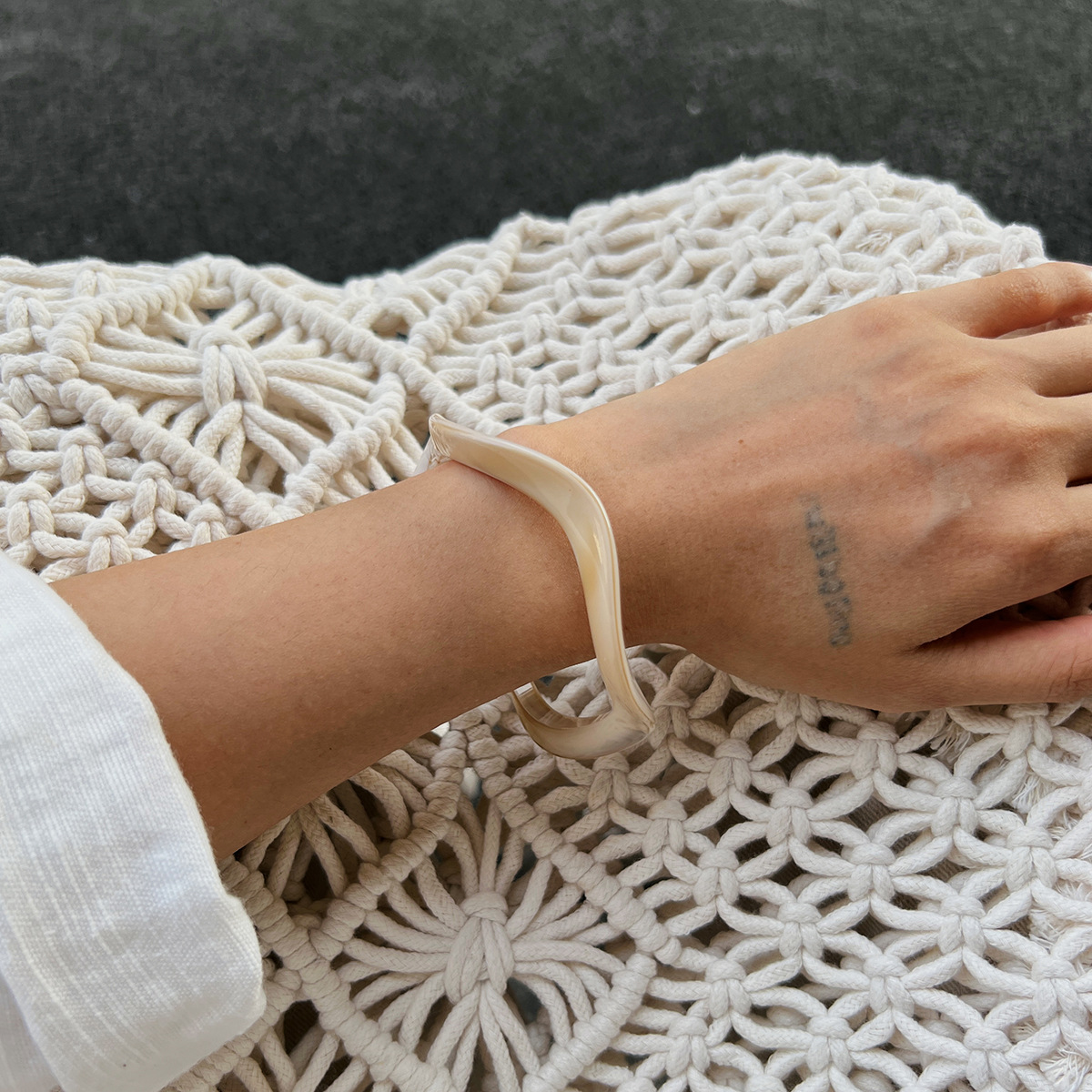 Minimalist Vintage Wave Cuff Irregular Open-Ended Elastic Bangle in Matte Gold European Inspired Statement Bracelet for Women