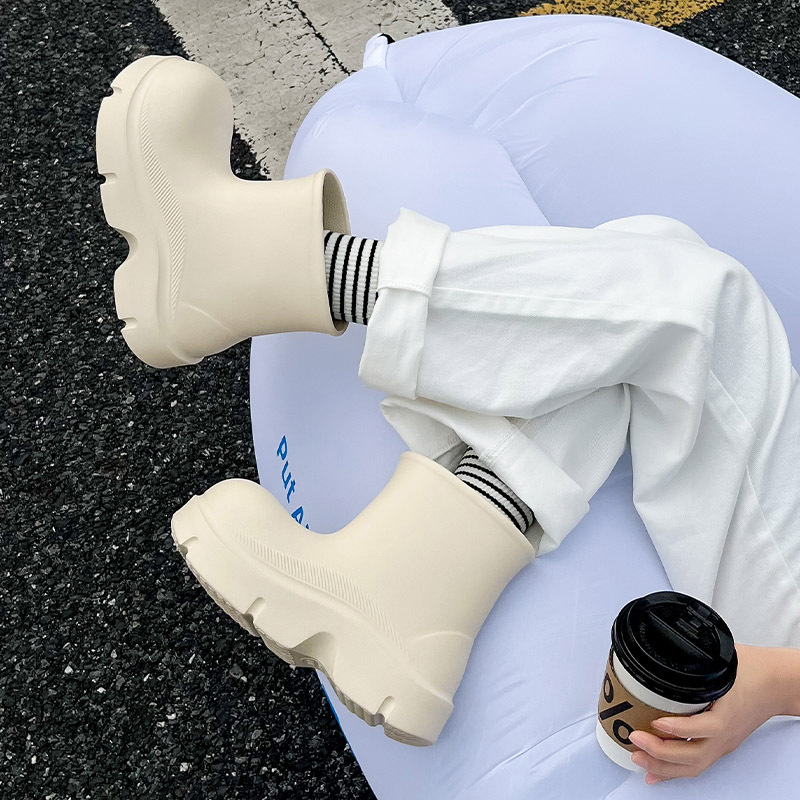 Spring and autumn fashion trends Outdoor canyoning thick-soled rain boots short-leg adult height-increasing rain boots and waterproof