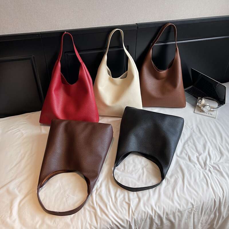 Korean Daily Commuting Underarm for Women 2025 Summer Soft Leather Casual Versatile Shoulder Tote Bag