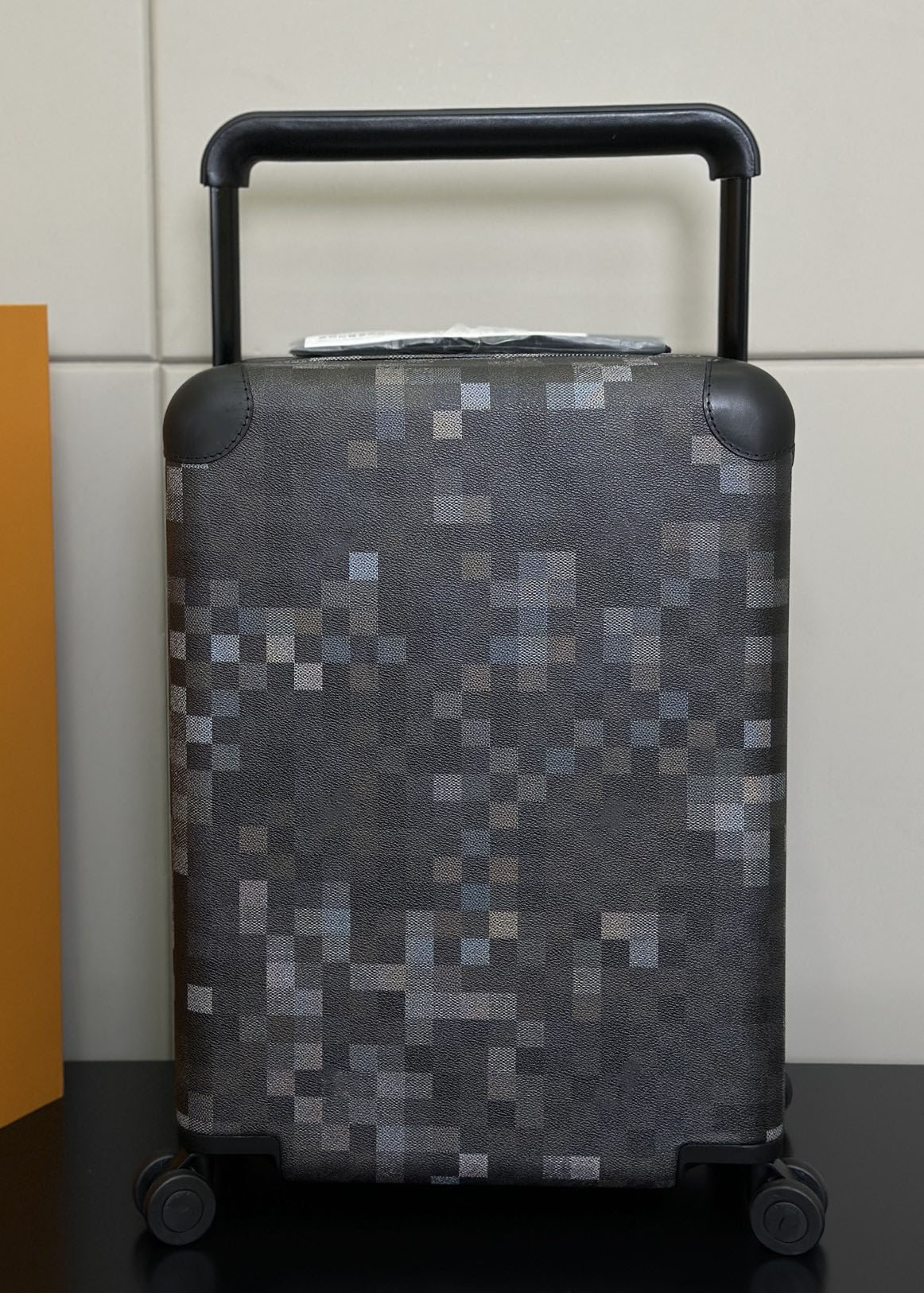 Cabin carry on luggage travel suitcases trolley rolling designer luxury boarding baggage weekend duffel bags