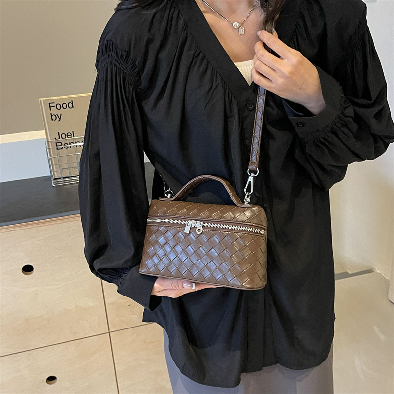 Luxury Brand Designer Bag Vintage Woven Handheld Small Square Bag For Women 2024 New Korean Style Casual Fashion Trendy Single Shoulder Crossbody Bag