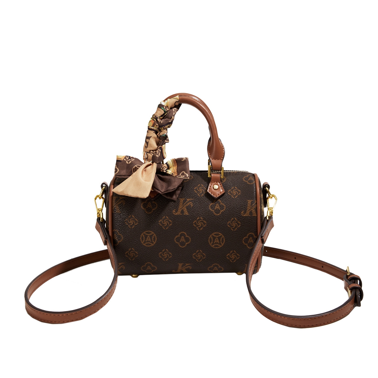 This year pillowcase bags are popular for women featuring European and American fashion versatile single-shoulder monogram Boston handbags for women