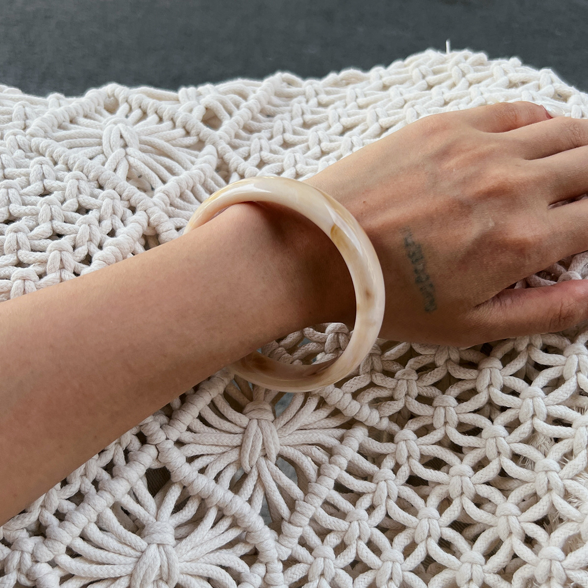 Minimalist Vintage Wave Cuff Irregular Open-Ended Elastic Bangle in Matte Gold European Inspired Statement Bracelet for Women