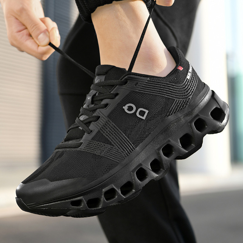 New sports shoes fashionable breathable lightweight marathon running shoes low top cushioned casual shoes for men