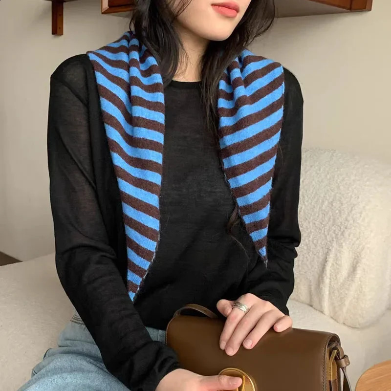 Versatile Striped Wool-blend Knitted Triangle Scarf Small Versatile Warm Korean Hood Scarf Shawl Neck Scarves Headband Woman 250811
