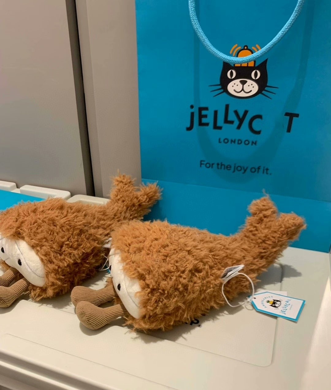 Dolls Jelly cat 2 and Plush Children's plush toys Chips Soft Toy London Limited Edition Lily Fish body pillow Soothing the Doll Gifts