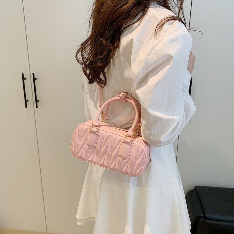 Luxury Brand Designer Bag Korean Style Trendy Handbag For Women 2025 Summer New Fashion Simple Crossbody Bag Textured Wrinkled Bowling Bag