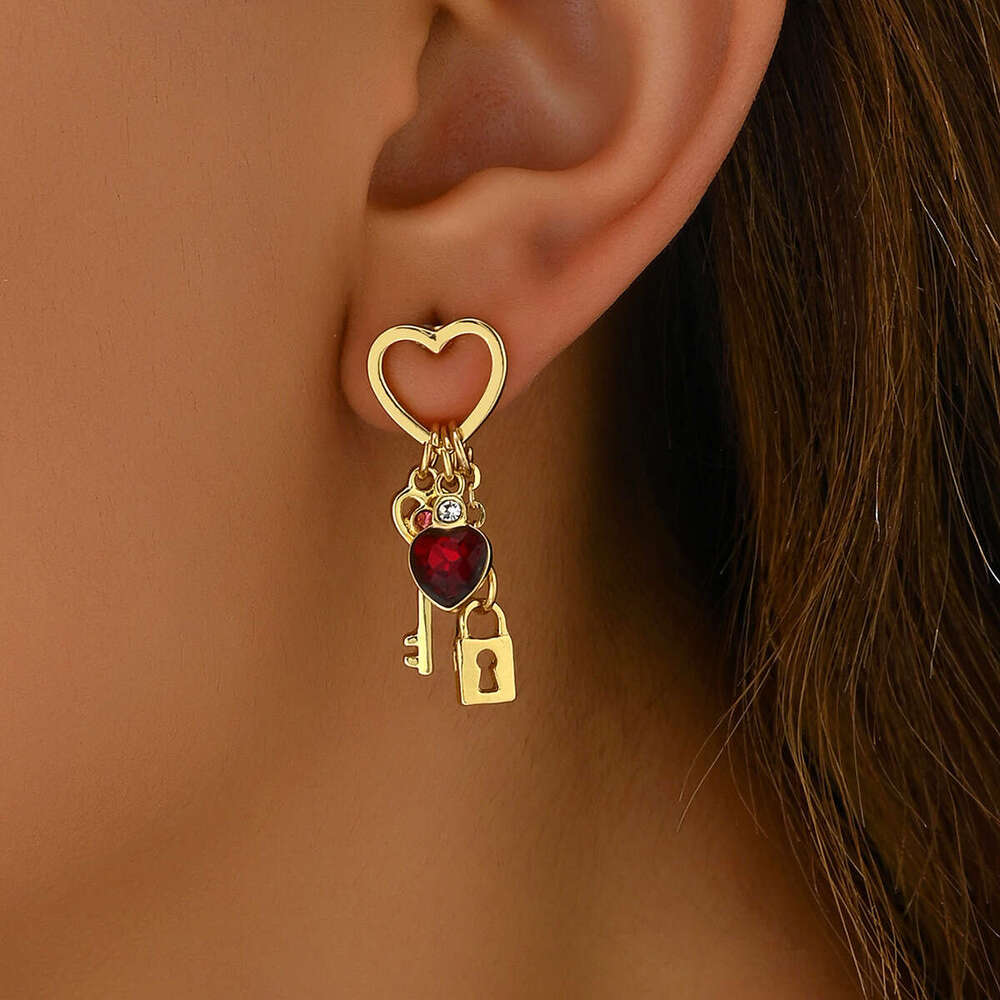 Lock Series French Minimalist Heart Stud for Women - Inlaid Dias Drop Earrings with High-End Fashion Design