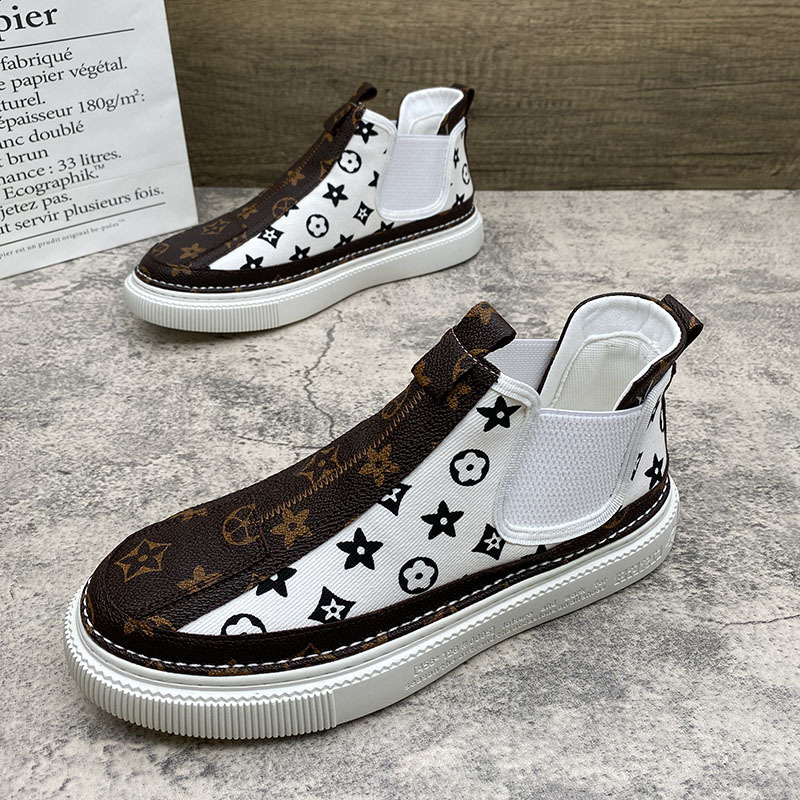Designer autumn-winter new fashion male high top plate shoes leisure sports Korean version of 100 network red style high top shoes
