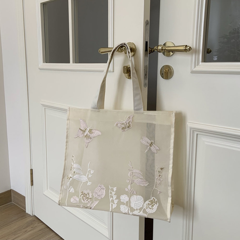 New Designer Mesh Lace Embroidery Butterfly Shoulder Tote Bag Storage Bag VIP Gift Lipstick Organizer Clutch Holder for Travelling Toiletry Shopping