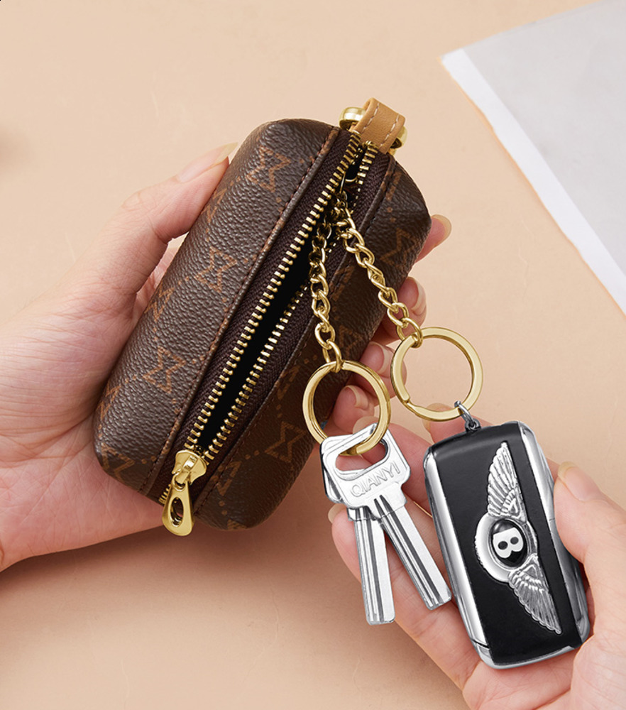 Car Key Bag Womens Large Capacity Key Protective Cover Multifunctional Key Storage Bag Key Bag Women 250818