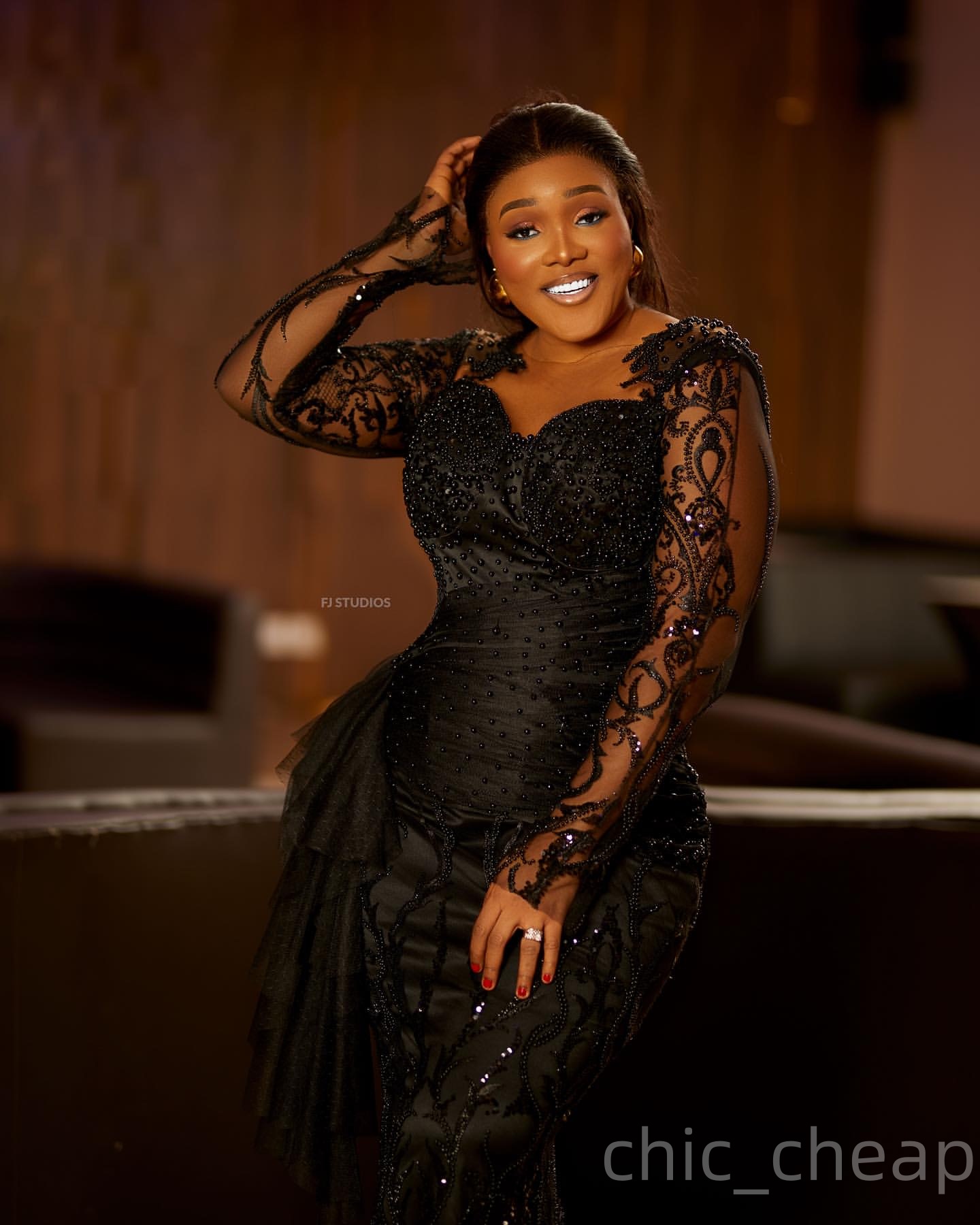 2025 Plus Size Mermaid Black Mother Of Bride Dresses Lace Beaded Pearls Evening Party Mama's Dress Vintage Birthday Wedding Guest Groom Mother�