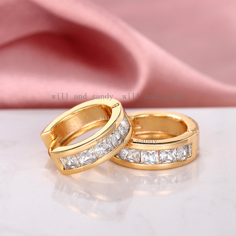 14K Gold Hoop Earrings for Women Dazzling Square Cubic Zirconia Circle Hoop Huggie Stylish Hypoallergenic Jewelry Designer Jewelry Sterling Silver Ear