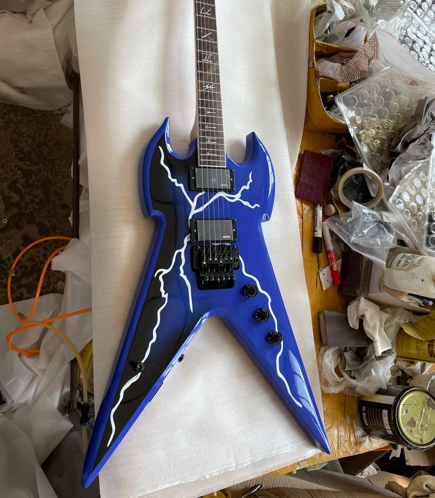 Wylde Audio Blue Lightning PanteraWarhammer Electric Guitar China EMG Pickups Floyd Rose Tremolo Black Hardware