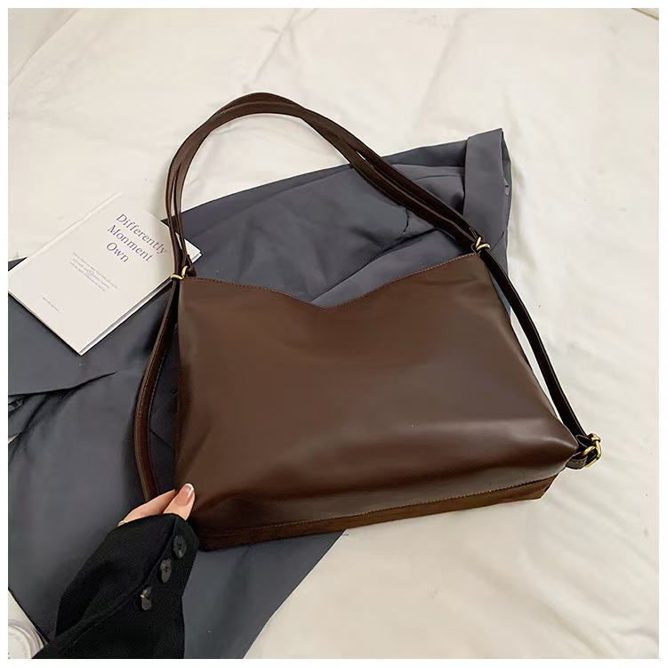 Motingsome Women's Fashionable Suede Shoulder Handbag Designer Saddle Bag Chic Lady Pouch Natural Leather Tote 2025 New
