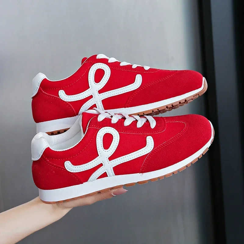 New Vulcanized Wedged Sneakers Womens Lace Up Sports Shoes Casual Non Slip Trainers Comfortable Jogging Shoes Sneakers M250818
