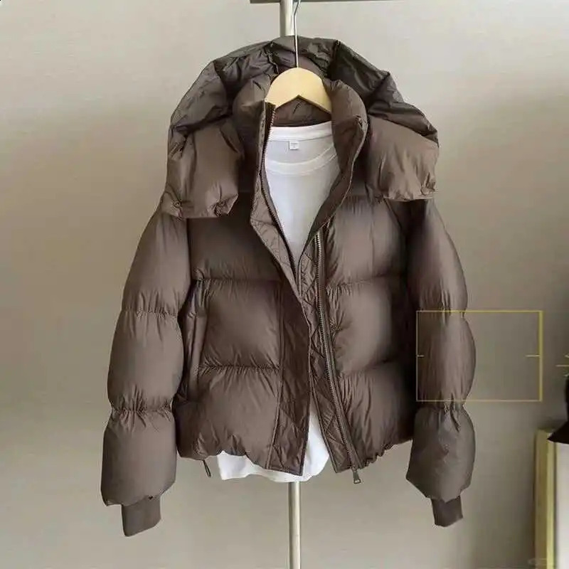 Black Parkas Crop Puffy Coats Women Fashion Korean Winter Slim Thick Warm hooded Shorts Coats Streetwear All Match Chic Jacket 250815