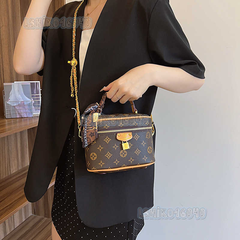Designer 2025 New Fashionable Temperament Box High-end Printed Shoulder Crossbody Bag for Womens H250818