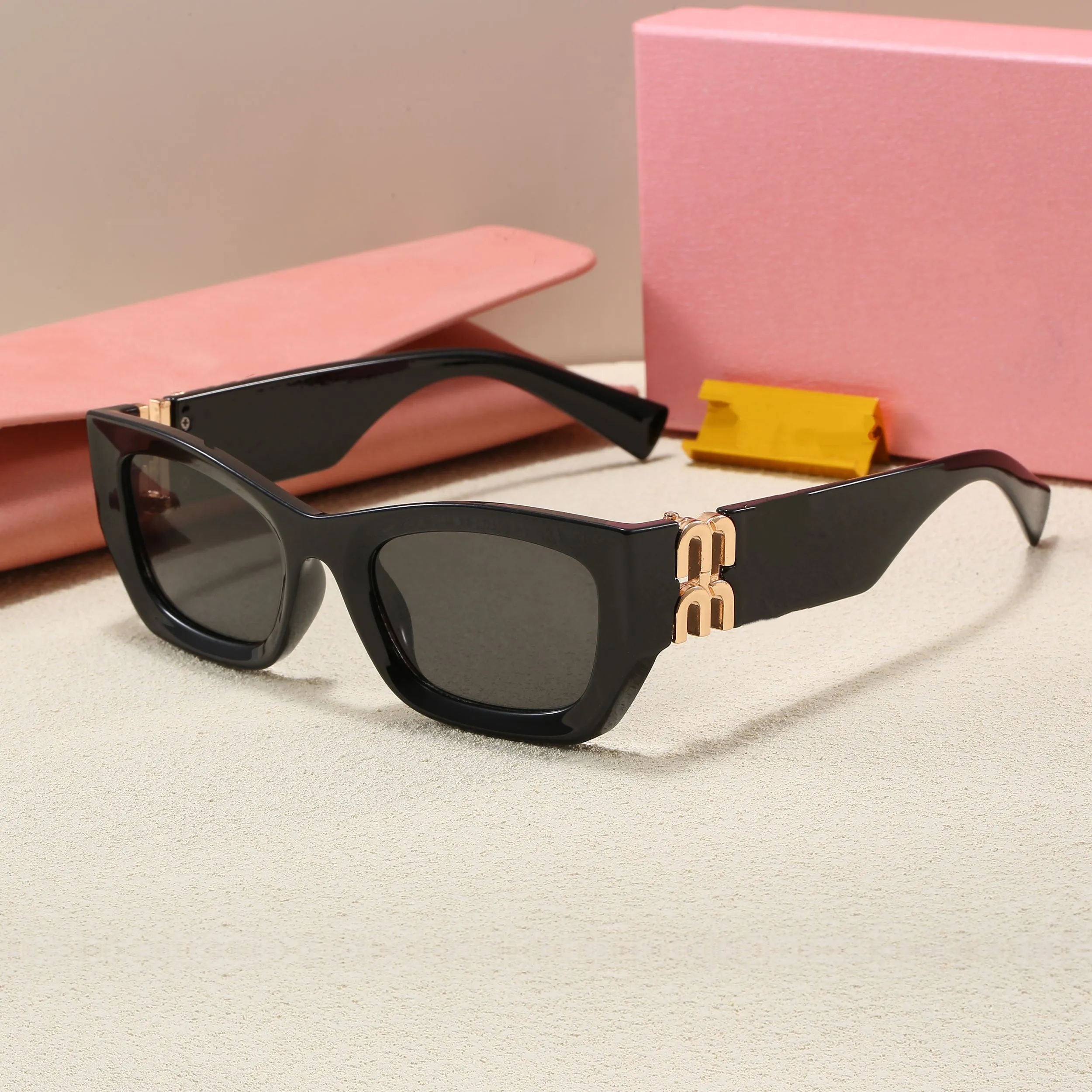 Luxury Designer Brand Sunglasses Black Full-Rim Rectangle Womens Sunglasses High Quality Glasses for Women Mens Glasses UV400 Unisex Bb 0096S