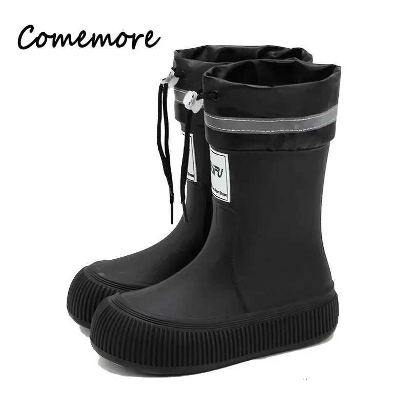 Womens Rain Boots Anti-Slip Trend Lightweight Soft Rain Shoes Female Outdoor Fishing Thick Sole Waterproof Shoes Comfortable XJ250818