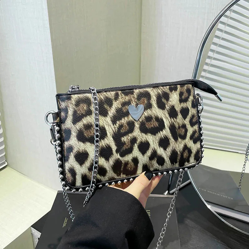 Leopard Crossbody Bag PU Leather Shoulder Side Bags for Women Punk Chain Mobile Phone Purses y Clutch Fashion Handbags 250815