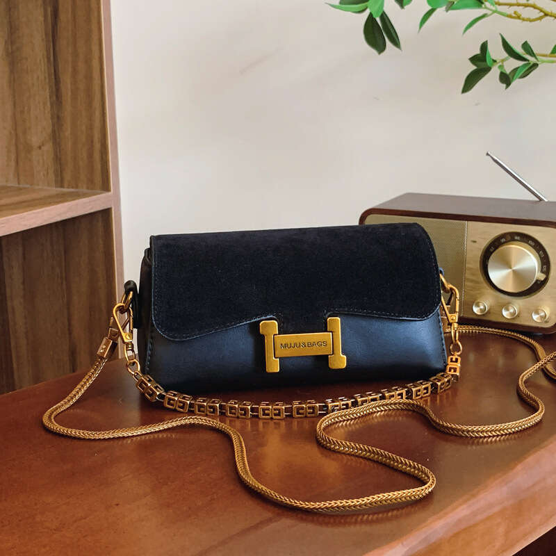 2025 Bags New Women's High-End Designer Chain Underarm Versatile Handbag Crossbody Small Square Bag