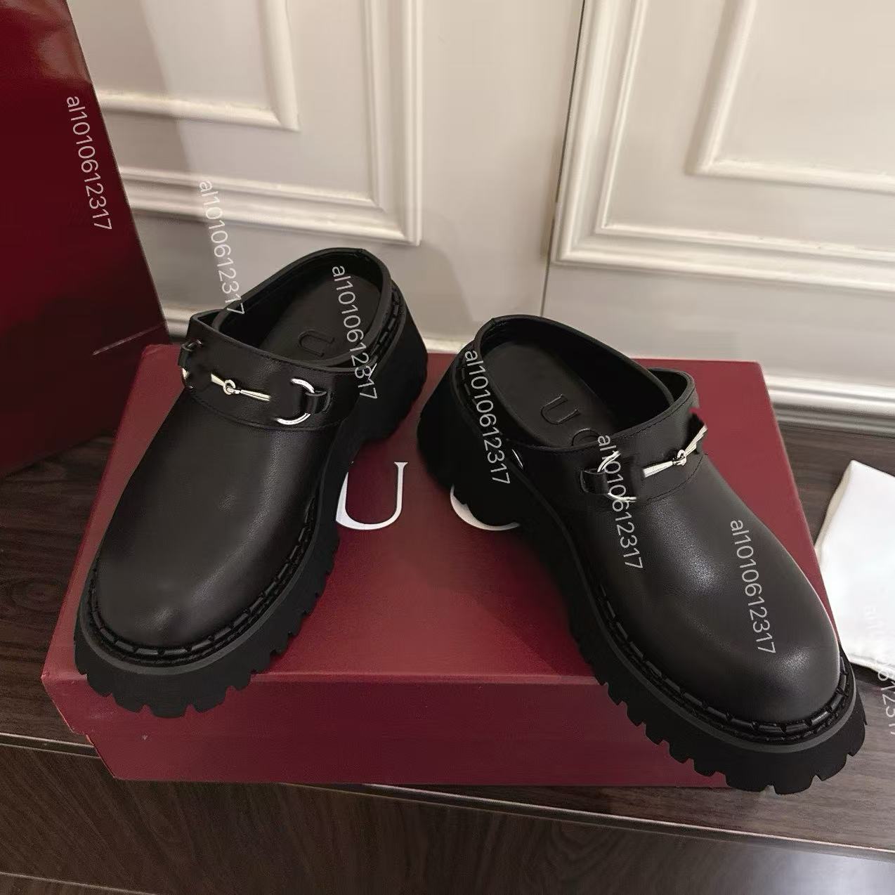 Top quality Silver buckle Suede Unisex slides Slippers colg sandals for women's man Mules Flats slip-on leather Scuffs Luxury Designer slides Vacation casual shoes 45