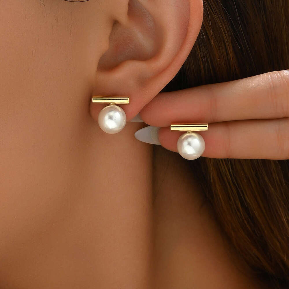 Ins High-End Japanese and Korean Mori Earrings for Women, Niche Inlaid Pearl Design, Simple Earrings, Academy Style Ear Jewelry