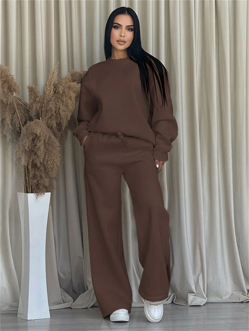 Streetwear 2 Piece Sets Women Outfit Fall Clothes Pullover Sweatshirt Top and Pants Casual Sweatsuits Woman 250818