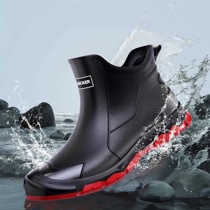 New Outdoor N-slip Light Shoes Men Rain Boots Waterproof Rubber Fishing Shoes Durable Waterproof Rubber Fishing Shoes Size 39-45 XJ250818
