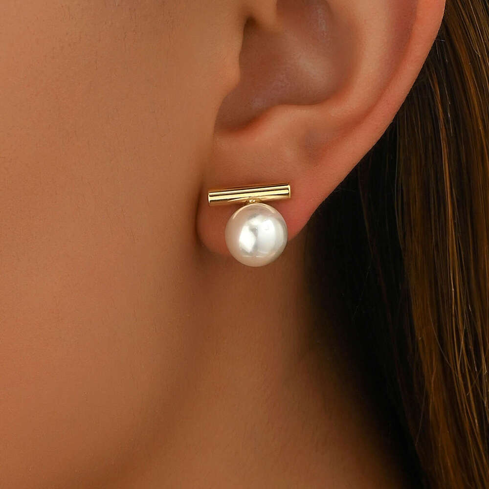 Ins High-End Japanese and Korean Mori Earrings for Women, Niche Inlaid Pearl Design, Simple Earrings, Academy Style Ear Jewelry