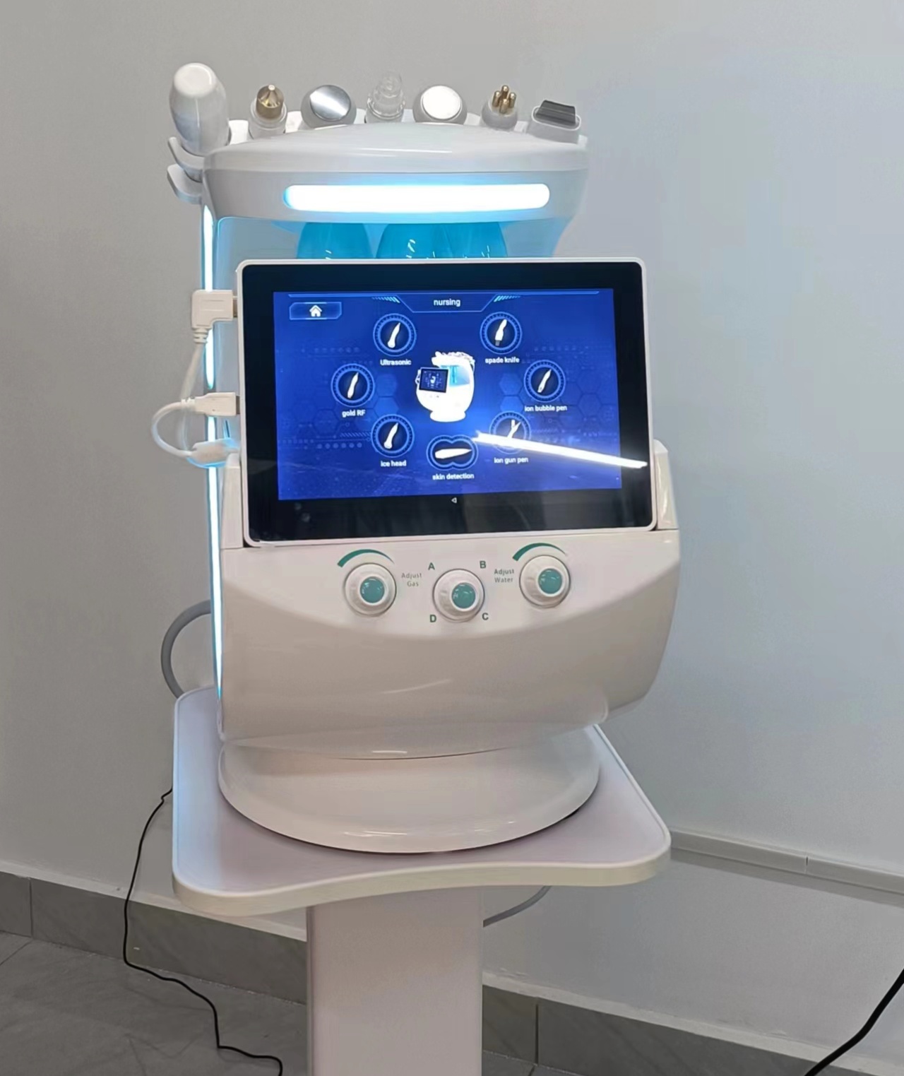 Smart Ice Blue Facial Treatment Machine Hydrofacial 7 in 1 Professional Portable Dermabrasion
