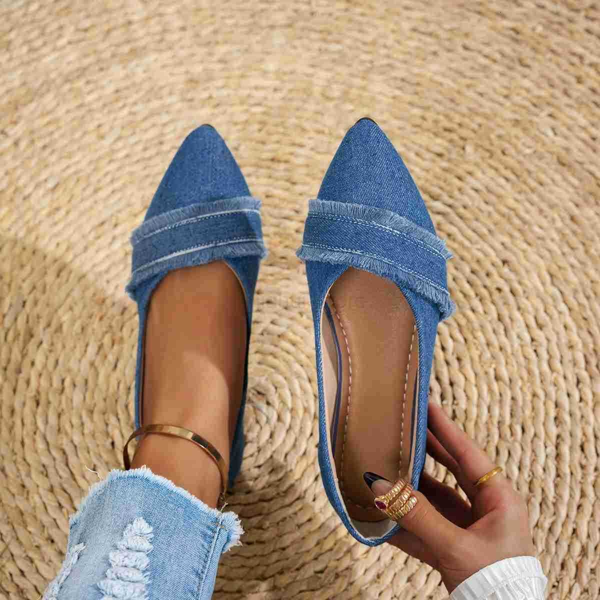 Stylish Pointed Flat Single Shoes Versatile Fabric Slip-on Casual Womens Shoes M250818
