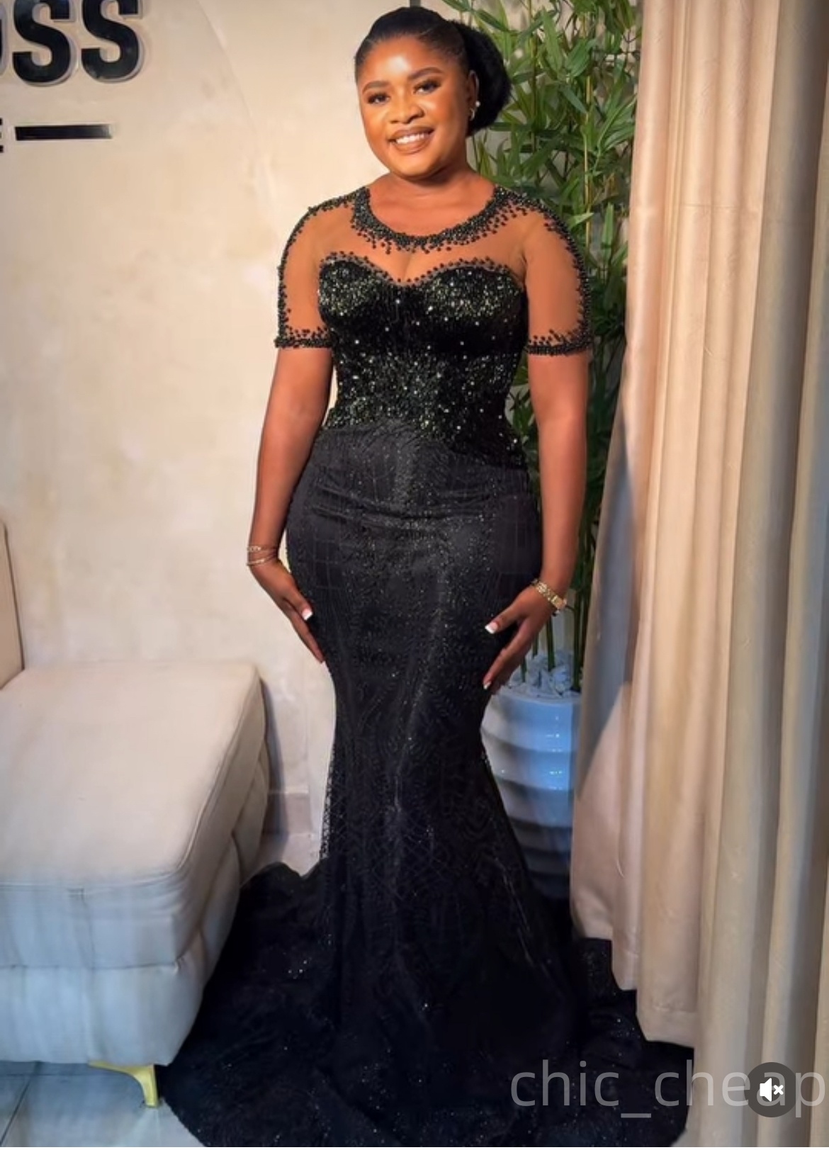 2025 Plus Size Black Mother Of Bride Dresses Beaded Short Sleeves Sequined Evening Party Mama's Dress Vintage Birthday Wedding Guest Groom Mother