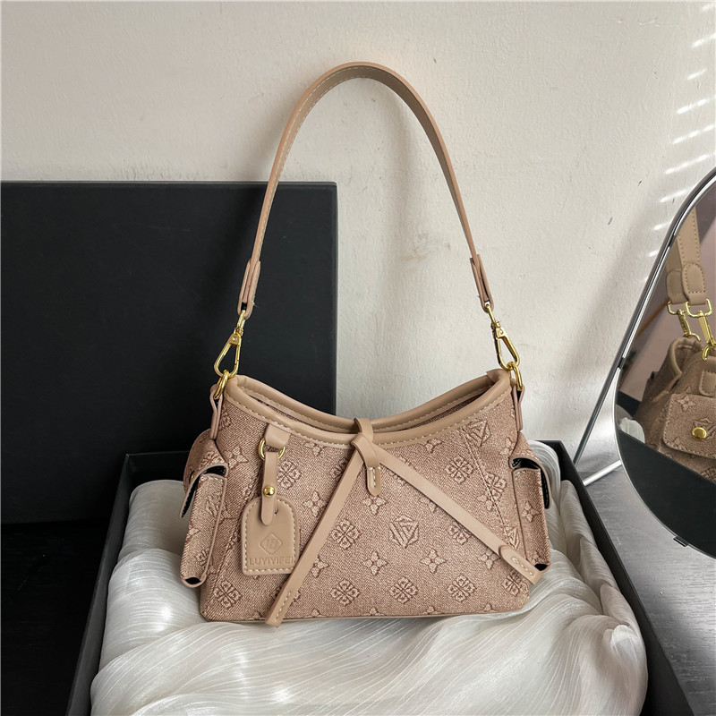 Designer shoulder bag free shipping New printed versatile fashionable tote bag large capacity casual hobos bag for women