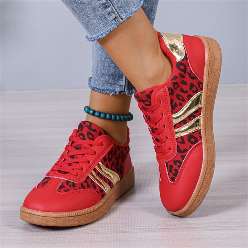 2025 New Women's Sneakers Large Size Thick Sole Color Block Casual Low Top Sports Shoes ddmymoon