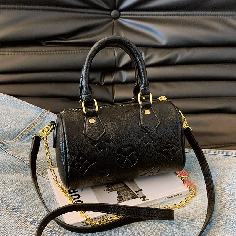 Designer bag Shoulder Bag Luxury Bag Crossbody Purse Designer 2025 printed crossbody bag women's fashion all-match commuter shoulder bag white pi
