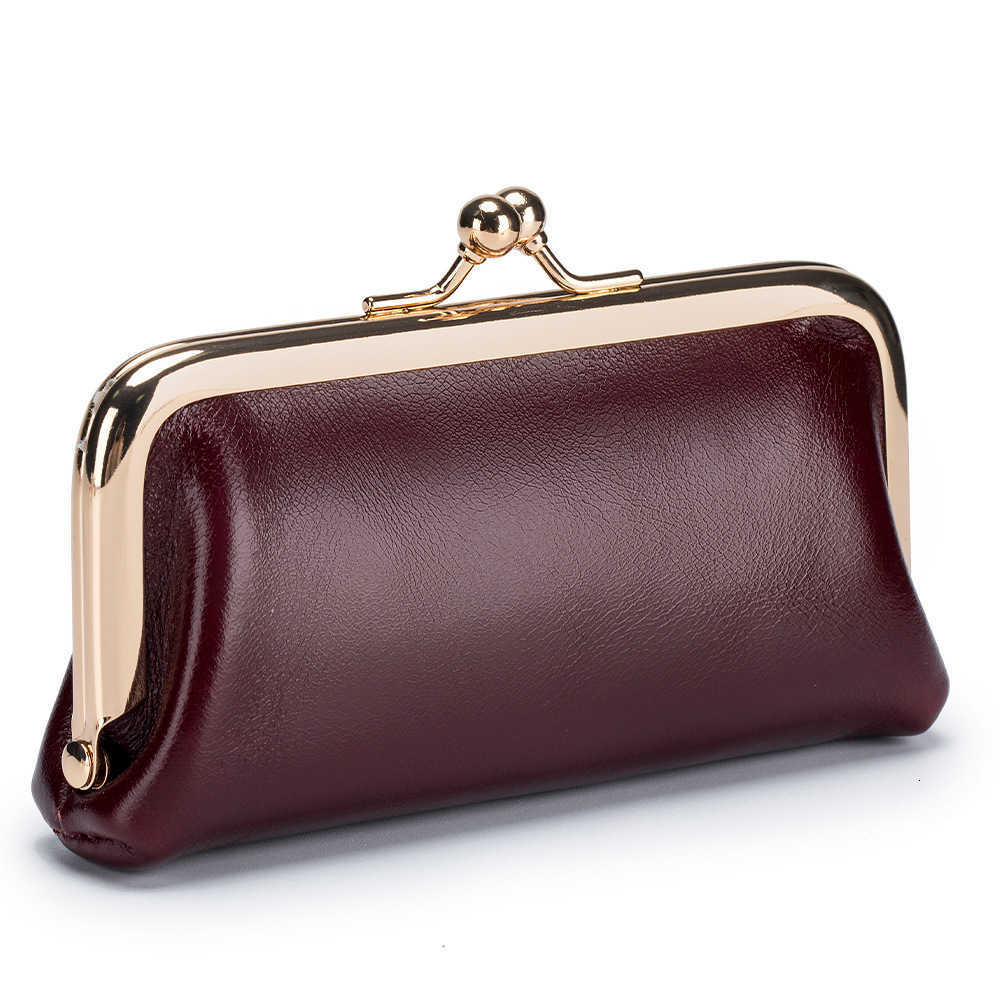 New style genuine leather creative coin purse for women, fashionable and compact, perfect for storing coins and cards, mini lipstick wallet, exquisite