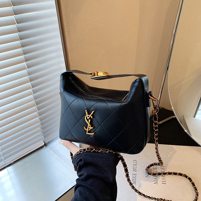 Designer new fashionable simple chain underarm bag versatile one-shoulder trendy women's bag bucket crossbody bag