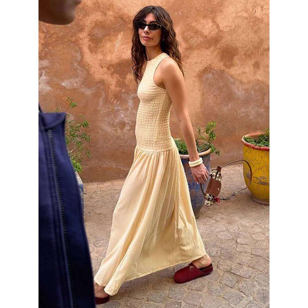 hoodie Pleated Sleeveless Big Swing Dress Women O-Neck High Waist Patchwork Elegant Solid Dresses Summer New Vacation Commute Robe jacket