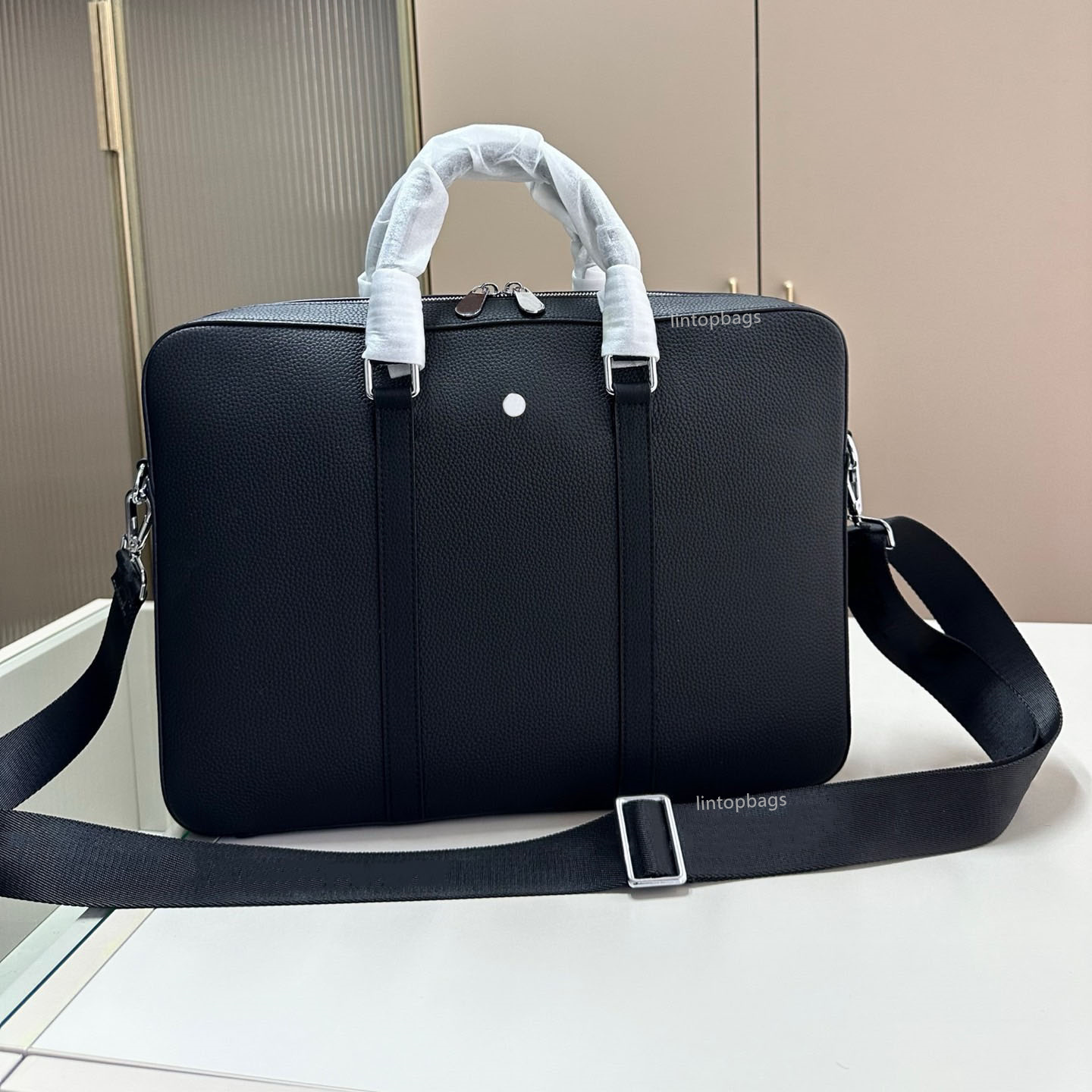 Luxury designer men's briefcase classic business bag handbag shoulder bag Laptop bag crossbody bag travel bag work bag messenger bag computer bag document bag