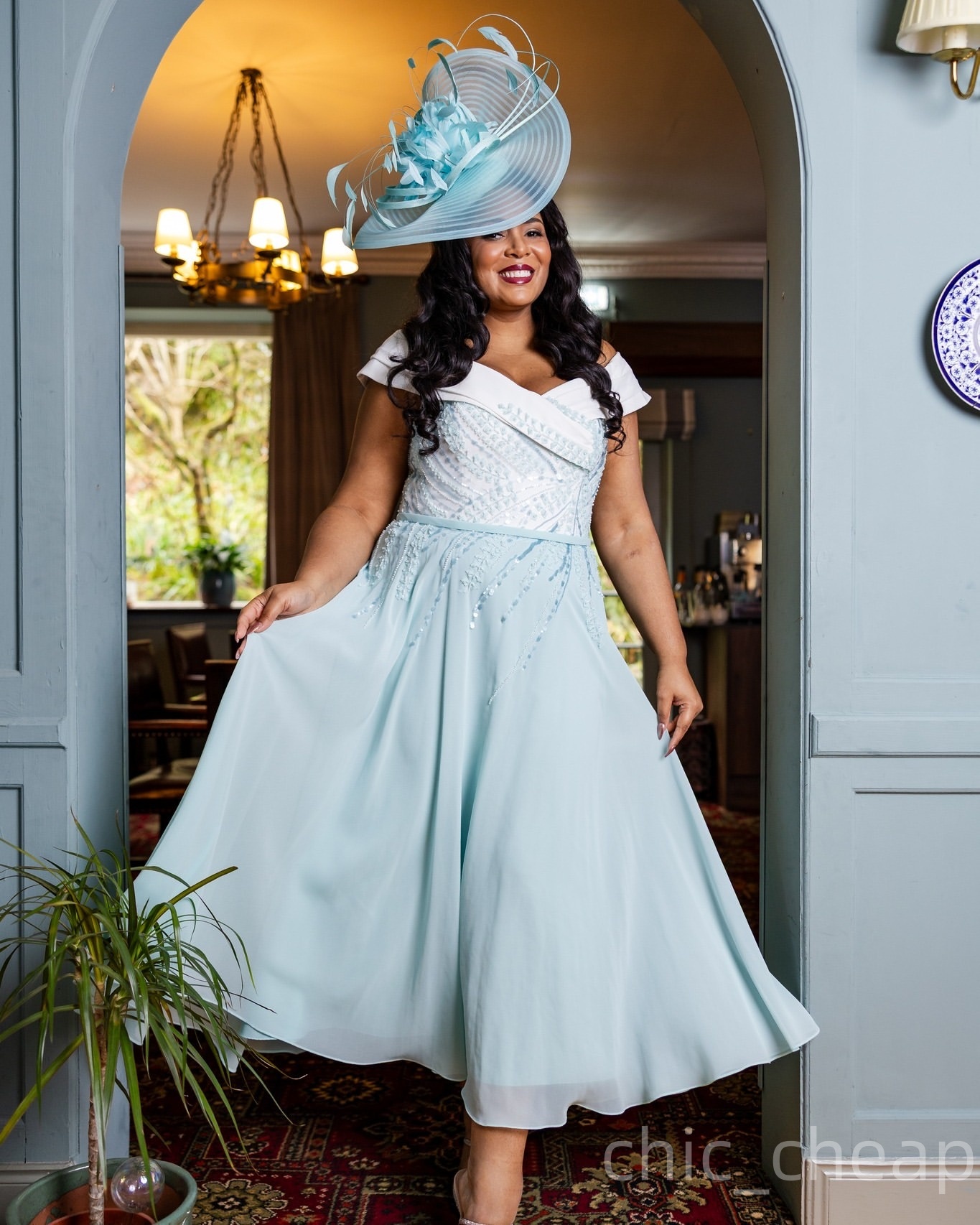 2025 Plus Size Light Sage A-line Mother Of Bride Dresses Beaded Chiffon Portrait Evening Party Mama's Dress Vintage Birthday Wedding Guest Groom 