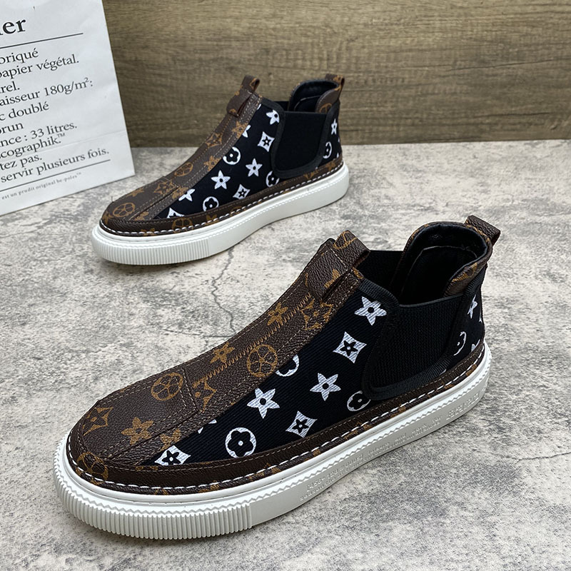 Designer autumn-winter new fashion male high top plate shoes leisure sports Korean version of 100 network red style high top shoes