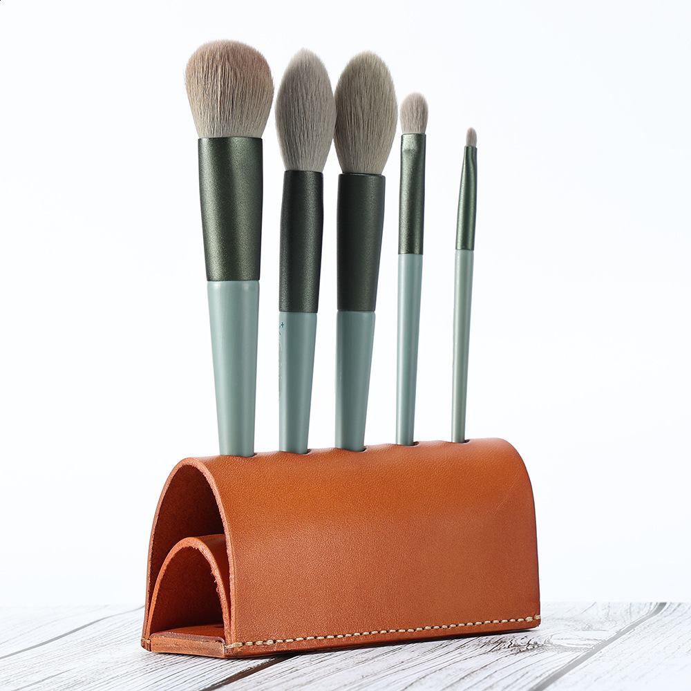 Handmade Genuine Leather Pen Holder Multifunctional Vegetable Tanned Leather Cowhide Pen Insert Storage Creative Office Ornament Makeup Brush 250818