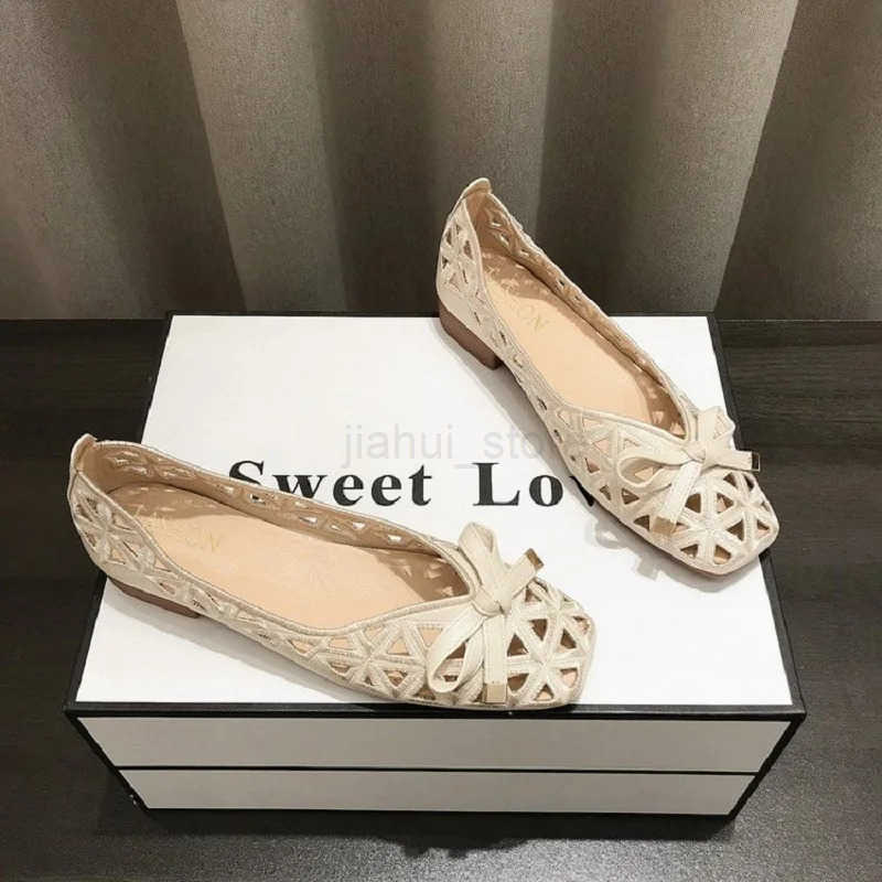 2025 New French Style Bow Flat Sandals Women Geometric Cut-Out Peep-Toe Breathable Summer Beige Shoes for Dresses M250818