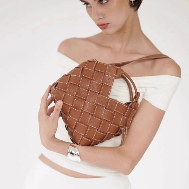 VERAFIED Fashion Woven Genuine Leather Shoulder Bag Melard Cowhide Handbag
