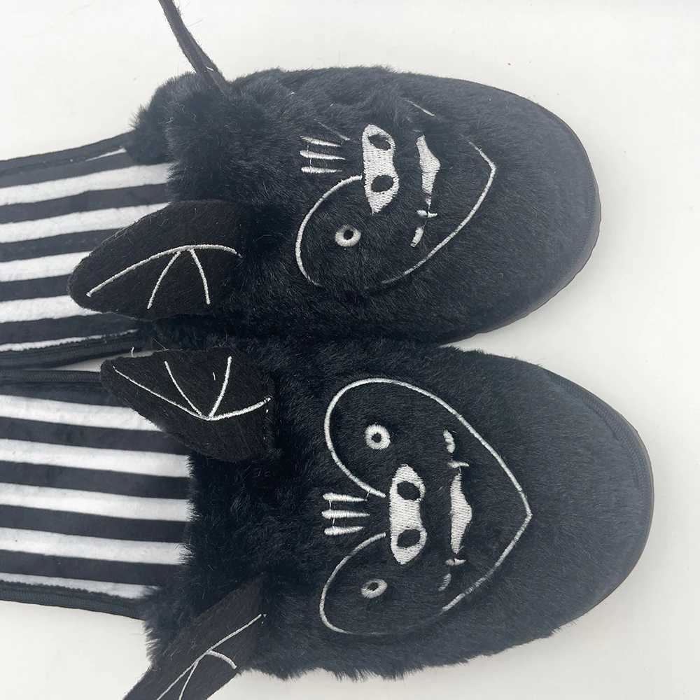 Highland Cow Halloween Bat Plus New Winter Warm Soft House Slippers for Men Indoor He Cotton Shoes for Adults Gift Y250818