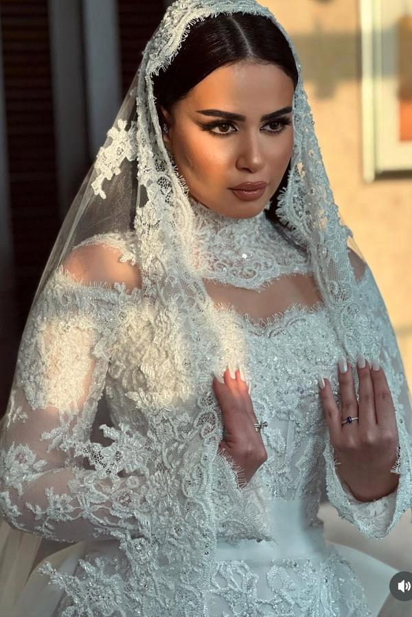 Arabic Dubai Vintage Lace Mermaid Wedding Dresses High Neck Long Sleeves Beaded Appliques Bridal Gowns Custom Made Robes De Mariage Bc20273 B0312